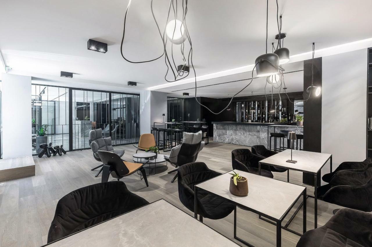 The Duke Boutique Suites Athen Eksteriør billede
